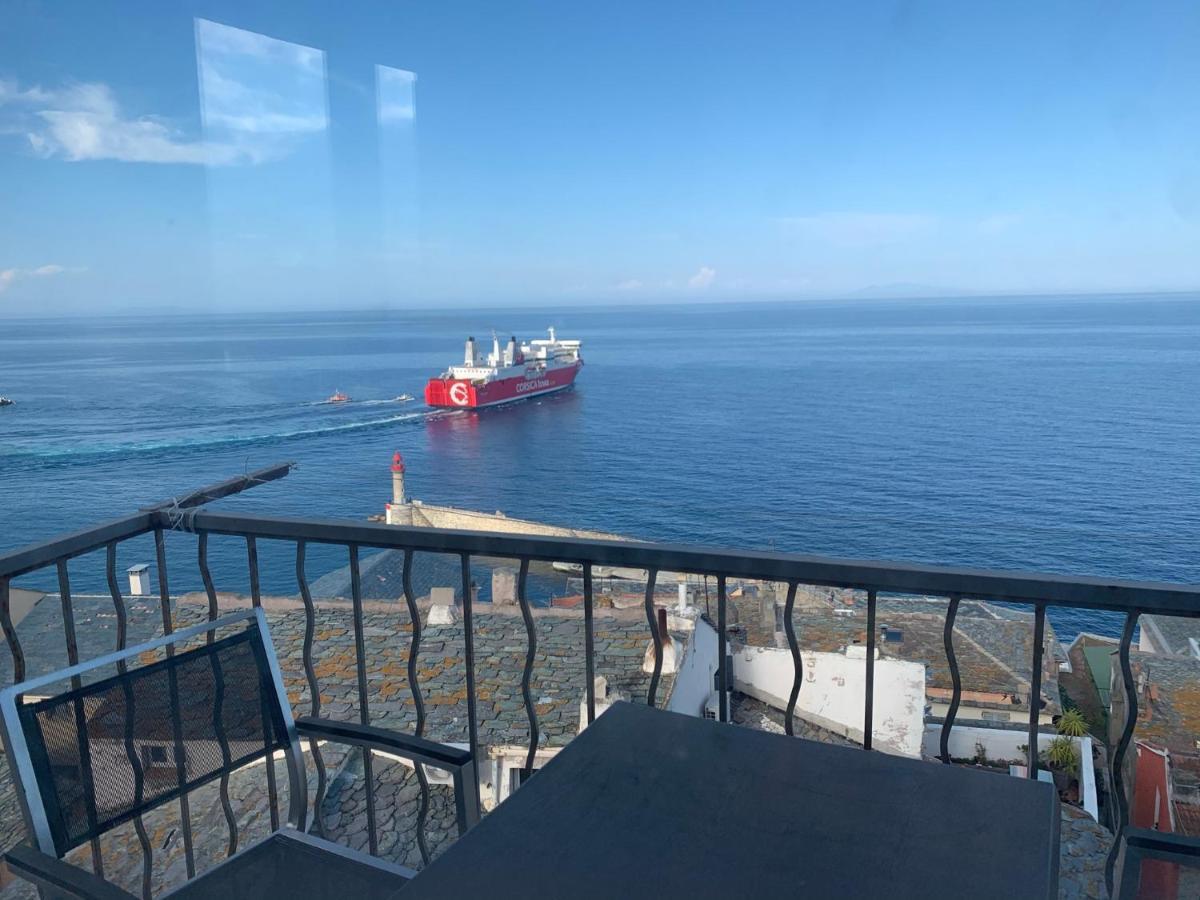 CASA GUASCO superbe duplex au cœur de la Citadelle, vue à 360 Apartamento Bastia  Exterior foto